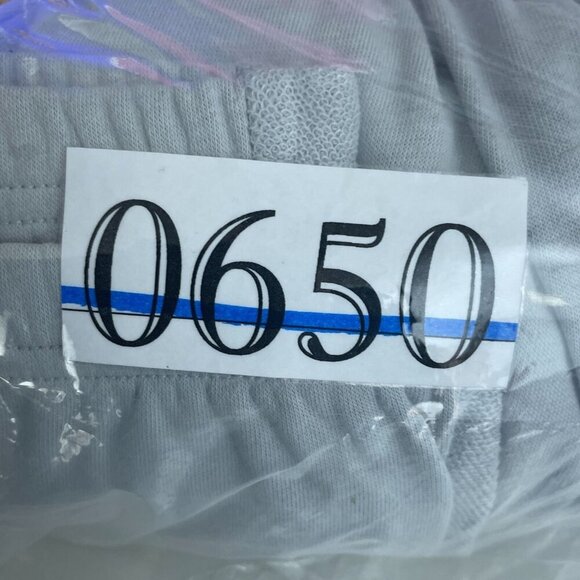 Fila Womens Light Gray Joggers M 60% Cotton 40% Polyester Elastic NWT 0650 - Picture 11 of 12